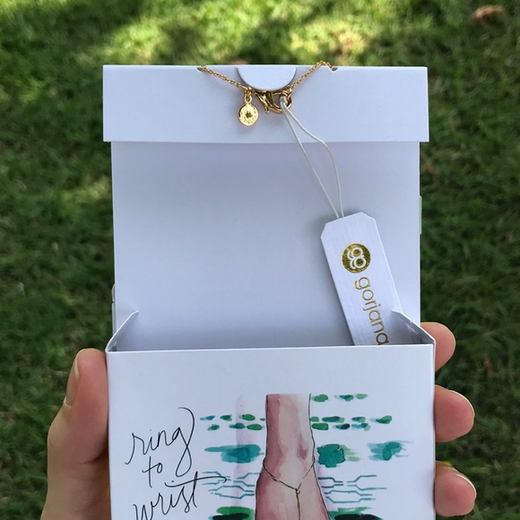 ⭐️Ring to wirst by Gorjana - Picture 4 of 5